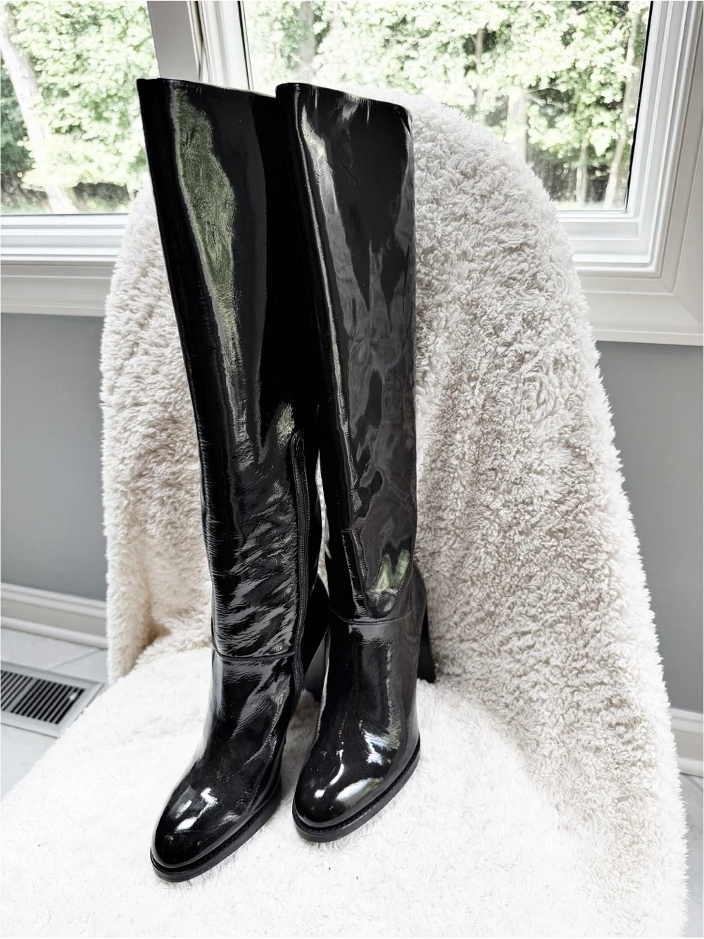NWOT Stuart Weitzman Black Patent Knee-High Heeled Boots